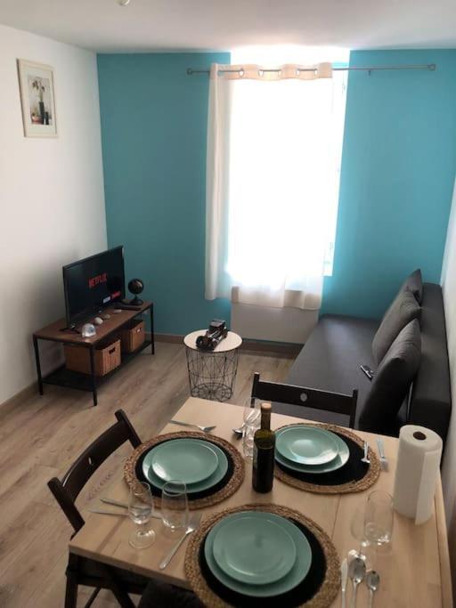 Superbe Appartement Meuble Refait A Neuf Tricastin ピエールラット エクステリア 写真